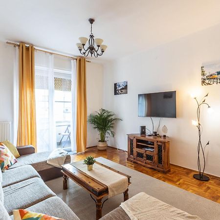 Bright & Spacious Riverside Apartment With Balcony Budapest Ngoại thất bức ảnh