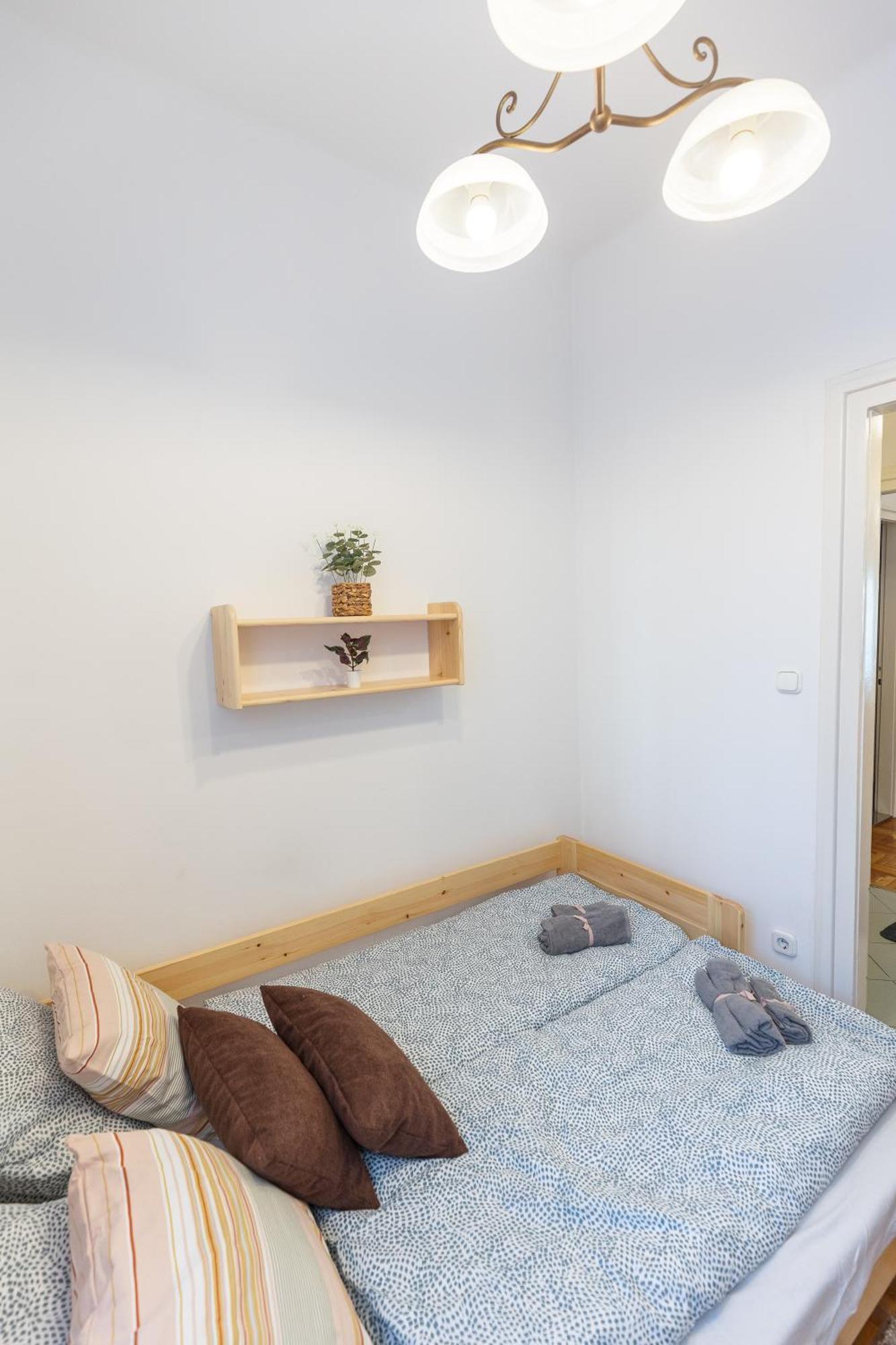 Bright & Spacious Riverside Apartment With Balcony Budapest Ngoại thất bức ảnh