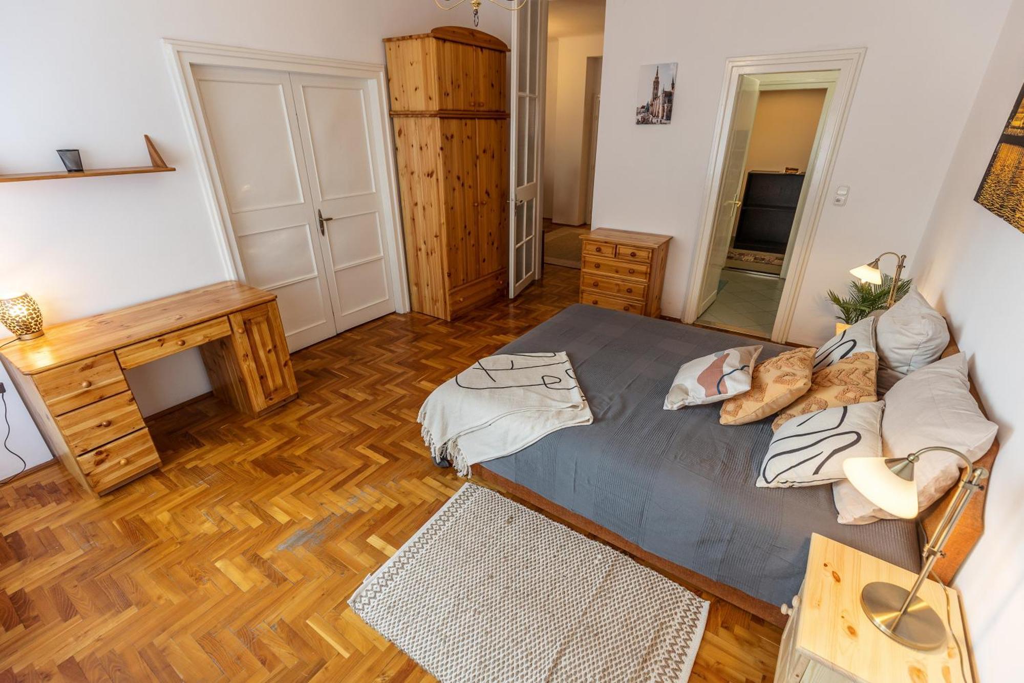 Bright & Spacious Riverside Apartment With Balcony Budapest Ngoại thất bức ảnh