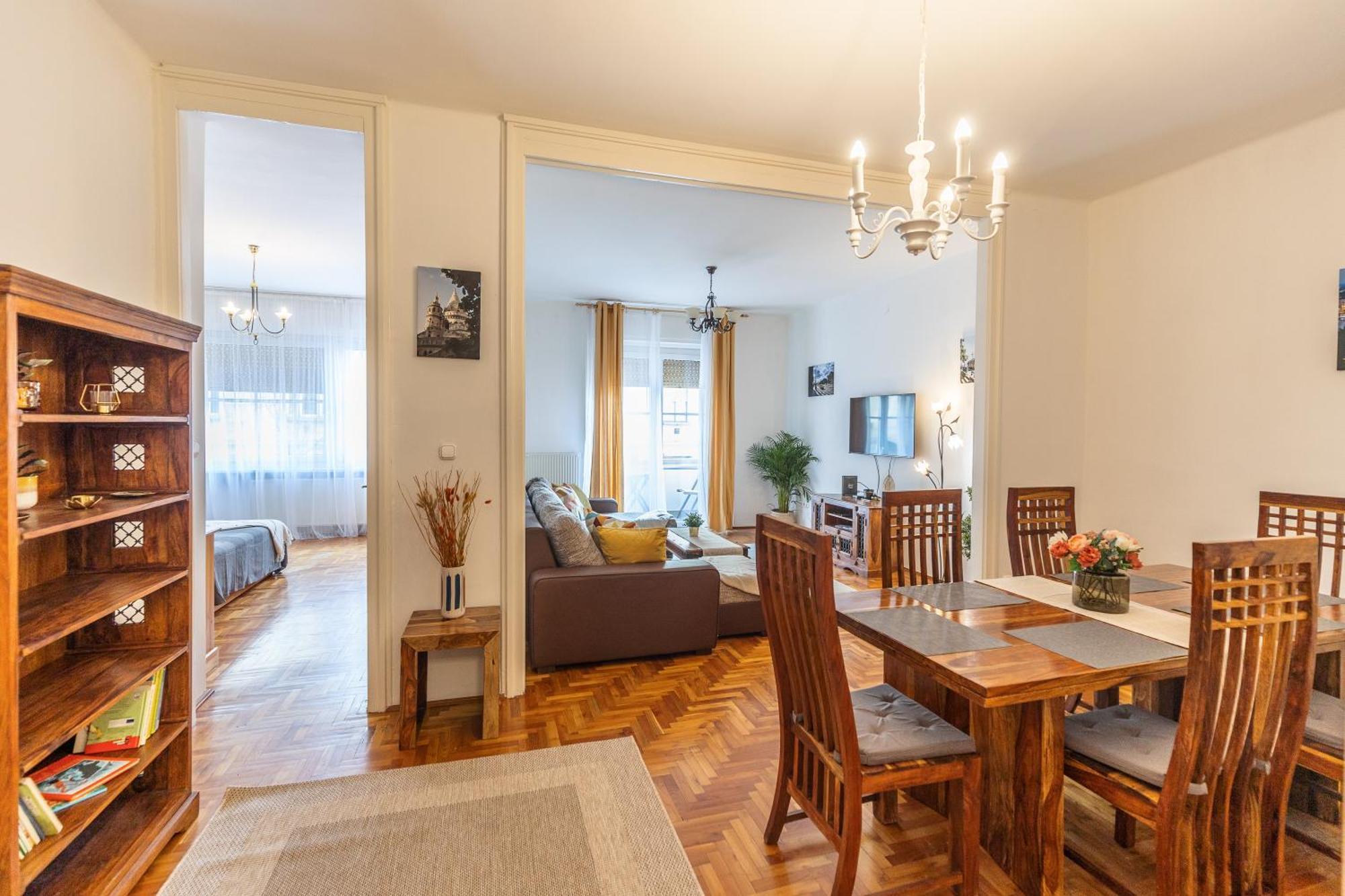Bright & Spacious Riverside Apartment With Balcony Budapest Ngoại thất bức ảnh