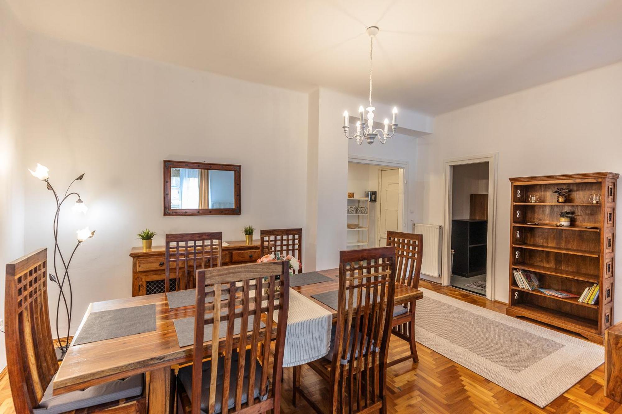 Bright & Spacious Riverside Apartment With Balcony Budapest Ngoại thất bức ảnh