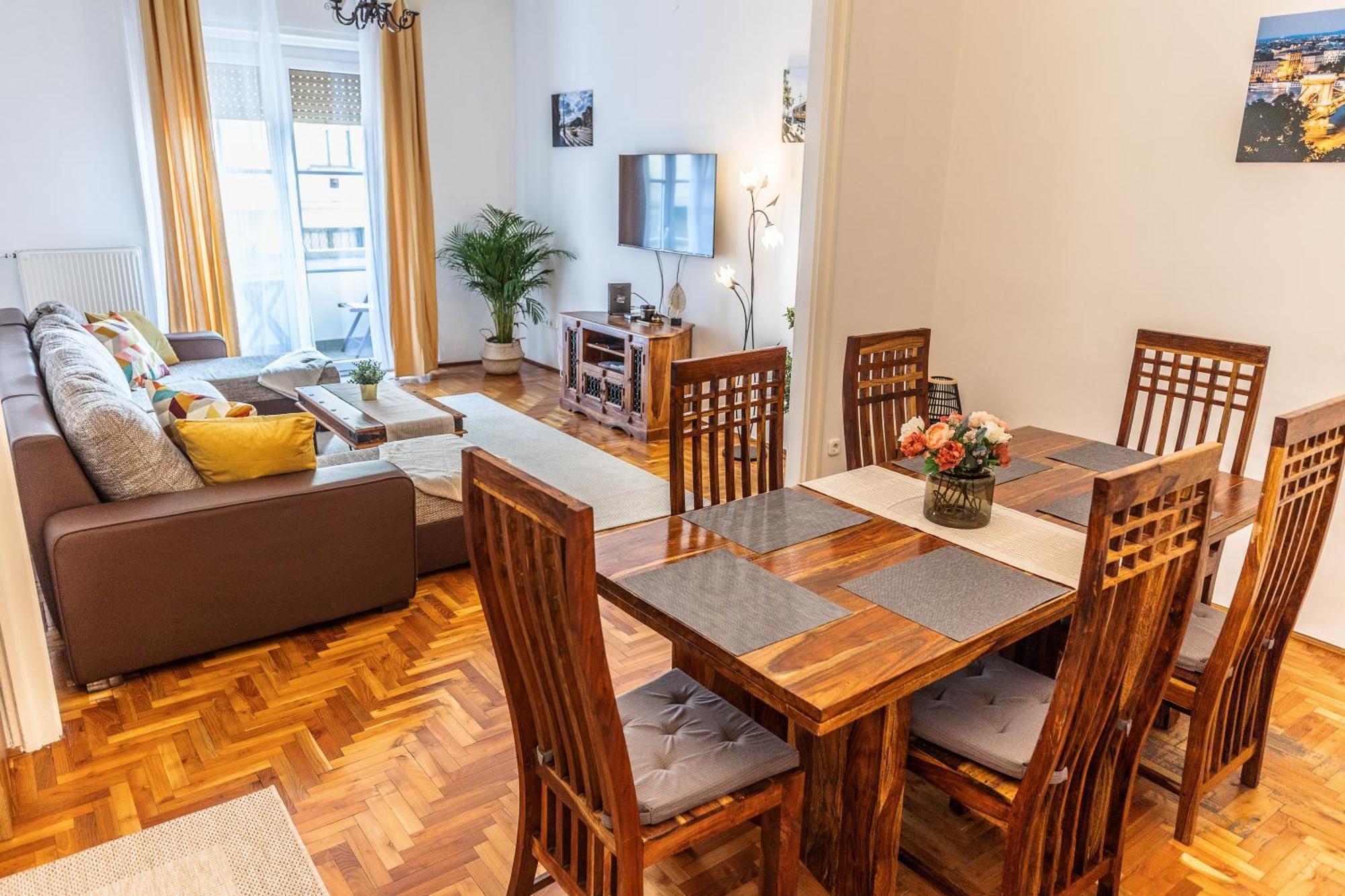 Bright & Spacious Riverside Apartment With Balcony Budapest Ngoại thất bức ảnh